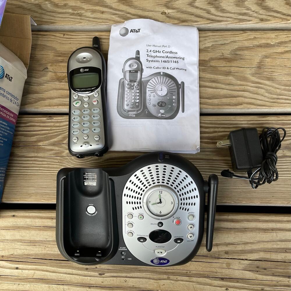 AT&T Cordless Telephone & Answering Machine 1465 2.4GHz Untested For Parts READ